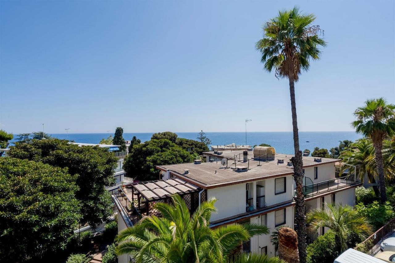 Tre Ponti Panoramic Seaview Apartment Sanremo Exterior photo
